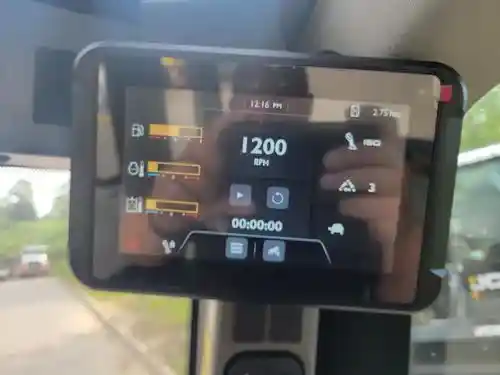 2024 JCB 215 - Image 10