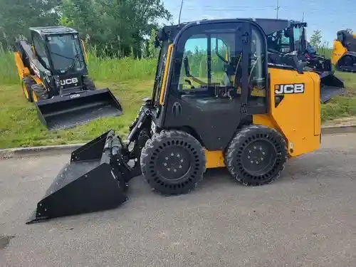 2024 JCB 215 - Image 2