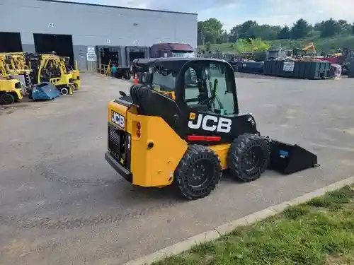 2024 JCB 215 - Image 3