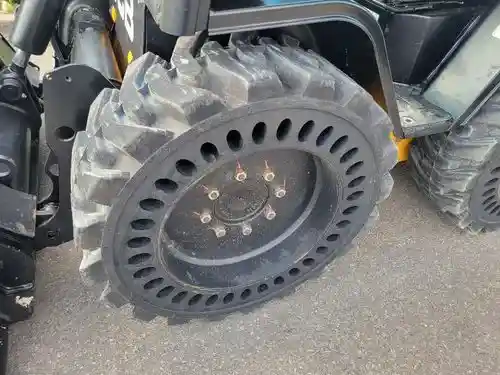 2024 JCB 215 - Image 11