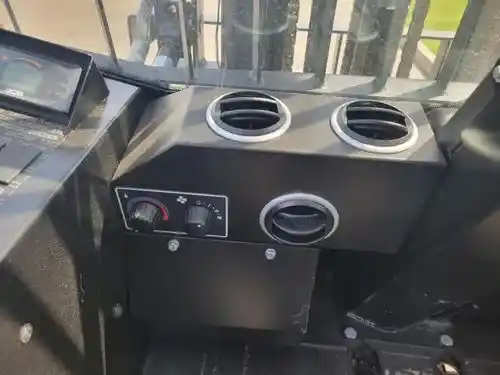 2024 JCB 940 - Image 8