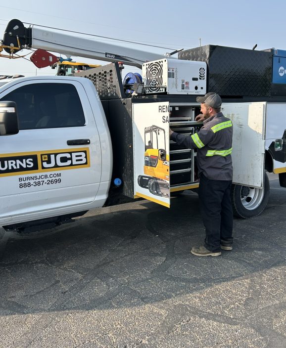 Burns JCB Service Truck 6