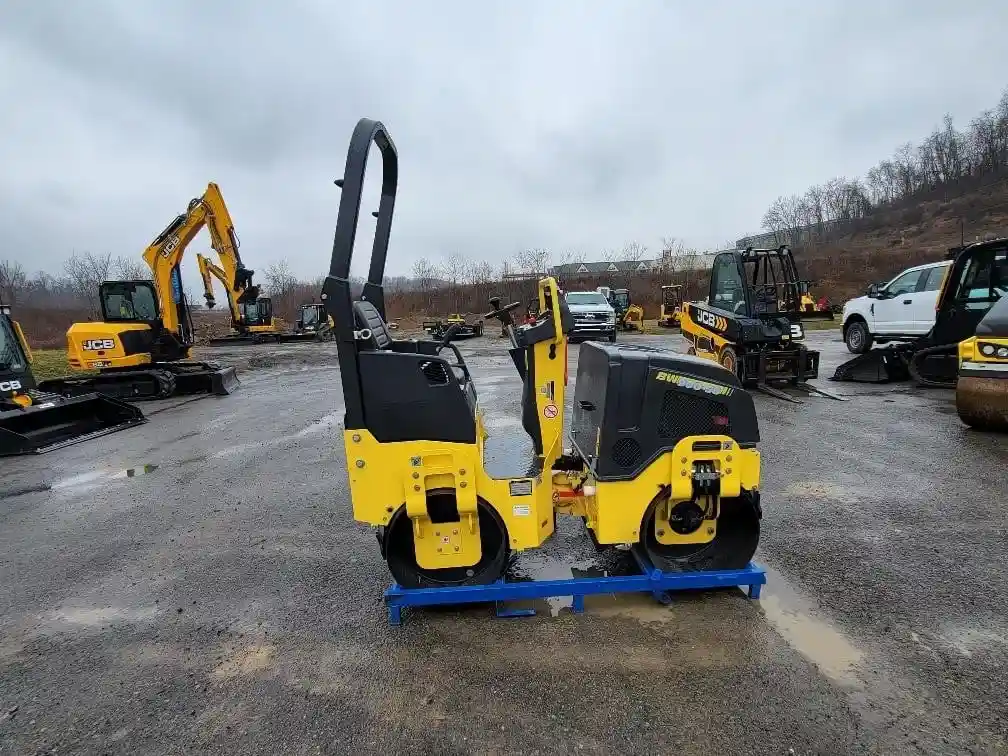 2023 BOMAG BW900-50 - Image 3