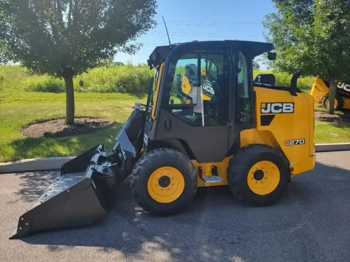 2024 JCB 270