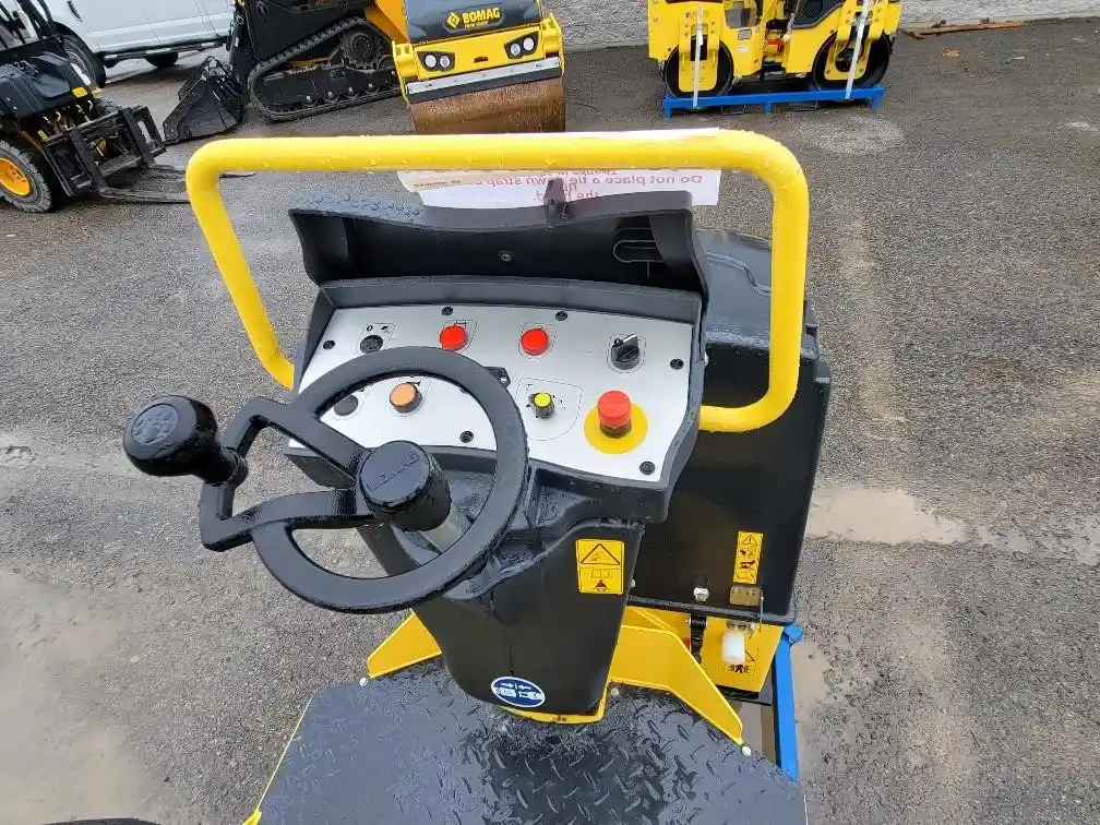 2023 BOMAG BW900-50 - Image 4