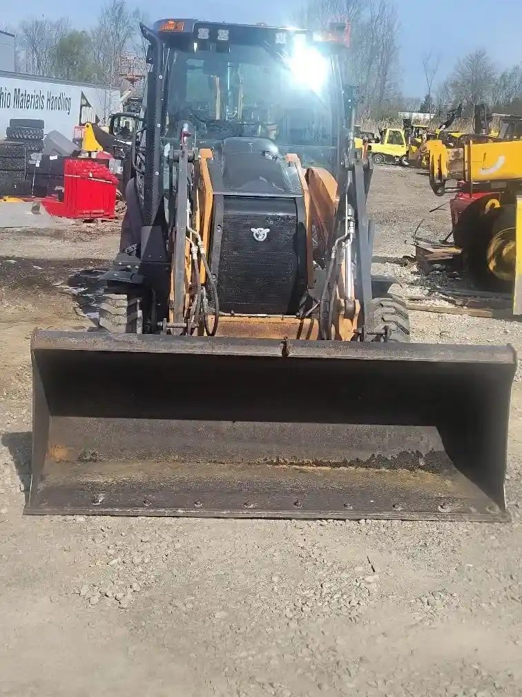 2020 CASE 580SN - Image 4