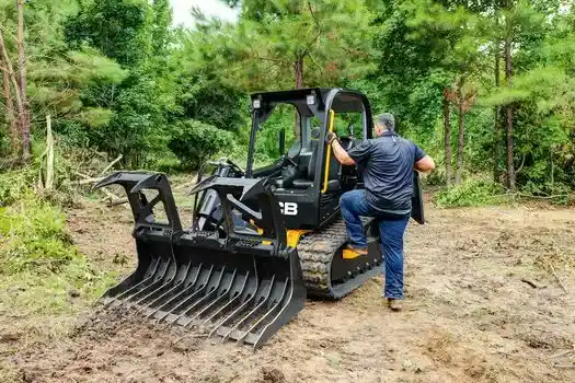2023 JCB 270T