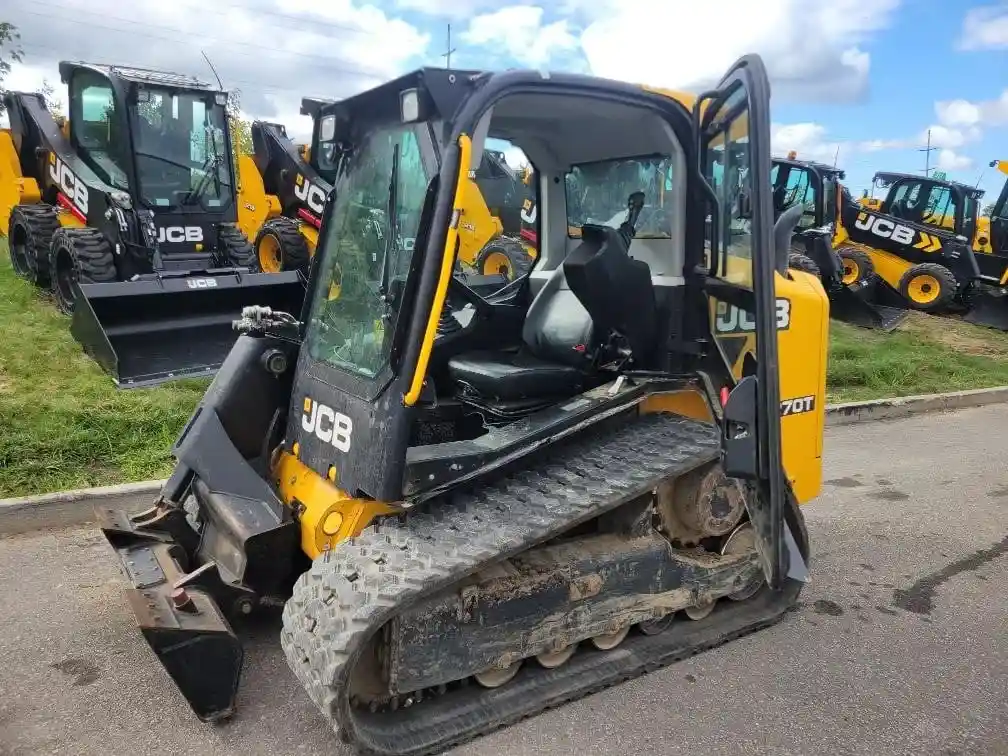 2019 JCB 270T