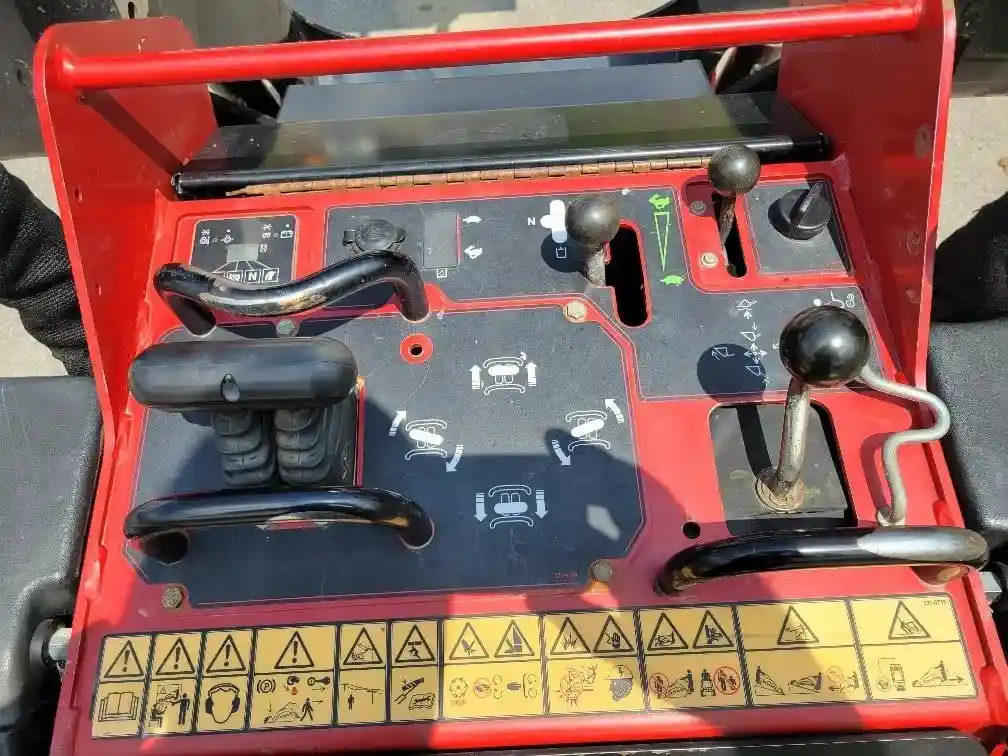 2019 TORO DINGO TX1000W - Image 6