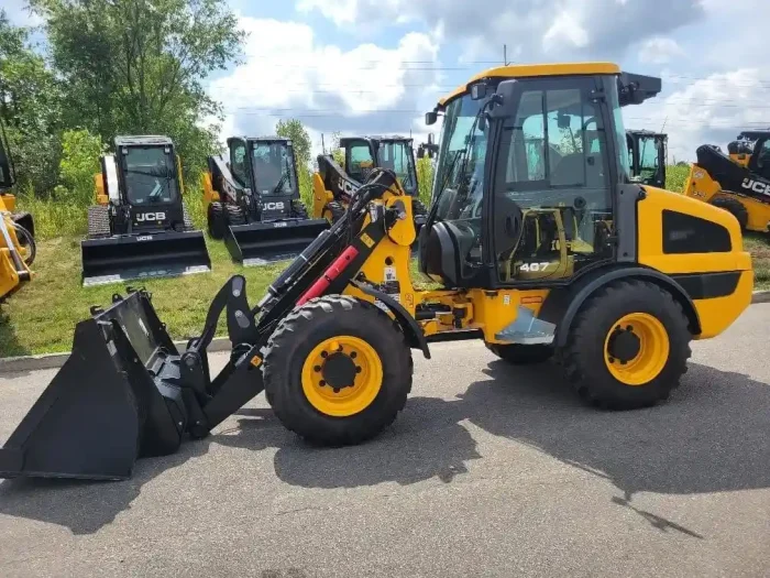 2023 JCB 407