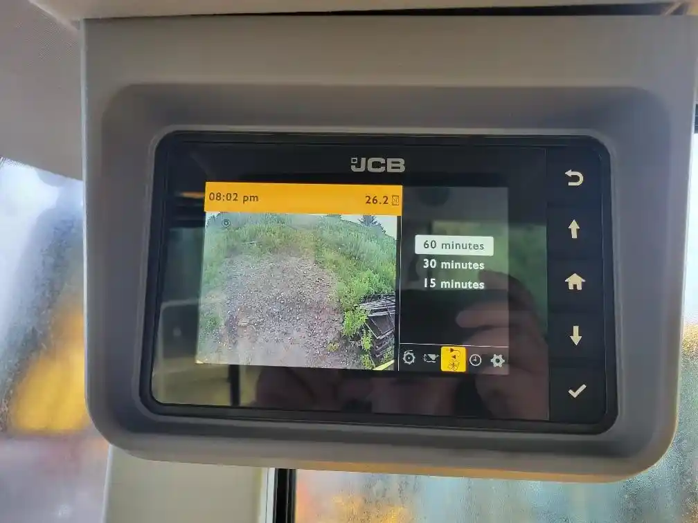 2023 JCB 427ZX - Image 13