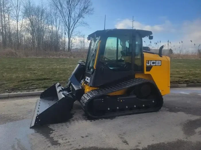 2024 JCB 270T